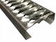 アルミニウムおよび鋼鉄反スキッド金属板階段踏面の安全支柱のグリップの板 サプライヤー